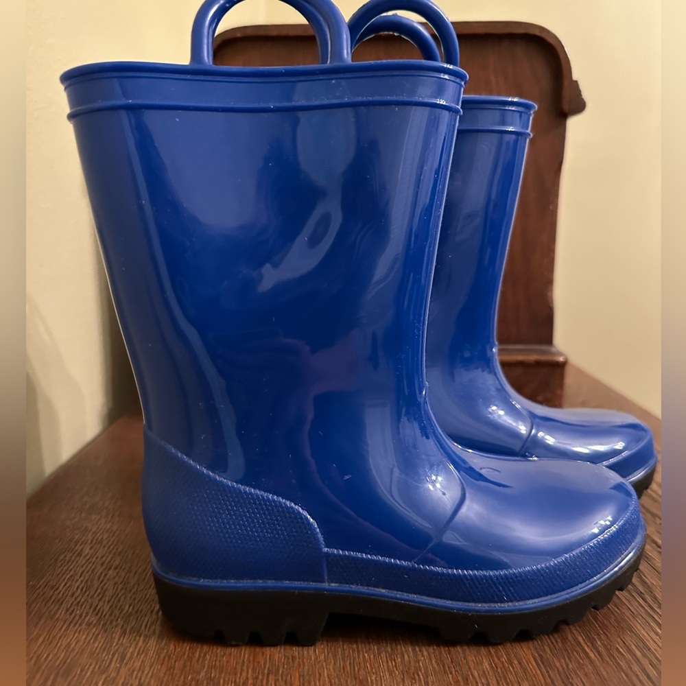 Falls creek blue rain boots size 12 kids